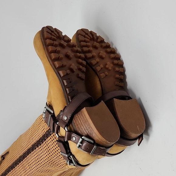Anthropologie Bacio 61 Parpare Tan Perforated Leather Tall Ridding Boot Size 7 - Picture 5 of 6
